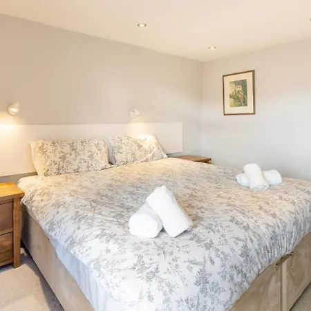 4 Bed In Oc-lr034 安布尔塞德