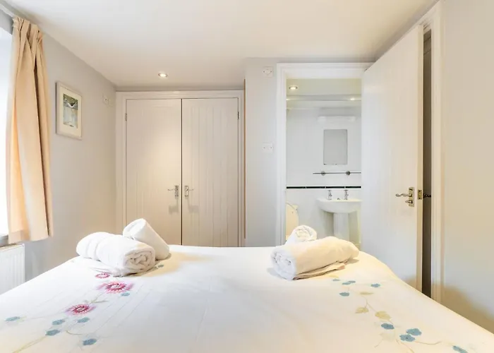 Semesterbostad Bridge House *